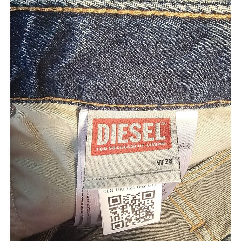 Diesel Womens De-Yuba 5-Pocket Size W28 Mid Rise Medium Wash Denim Shorts NEW - Picture 5 of 16